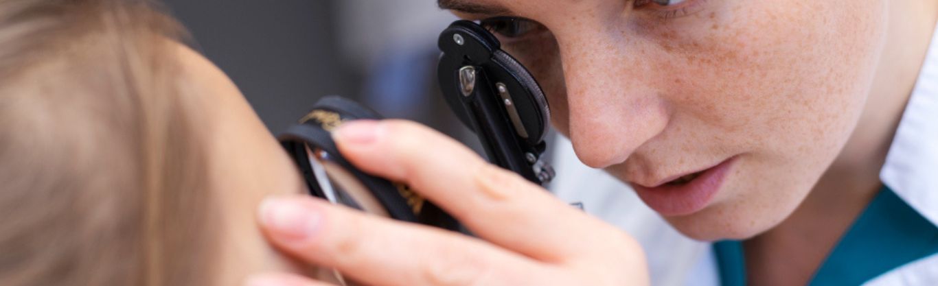 Interventi con il laser micropulsato: ci sono effetti collaterali?