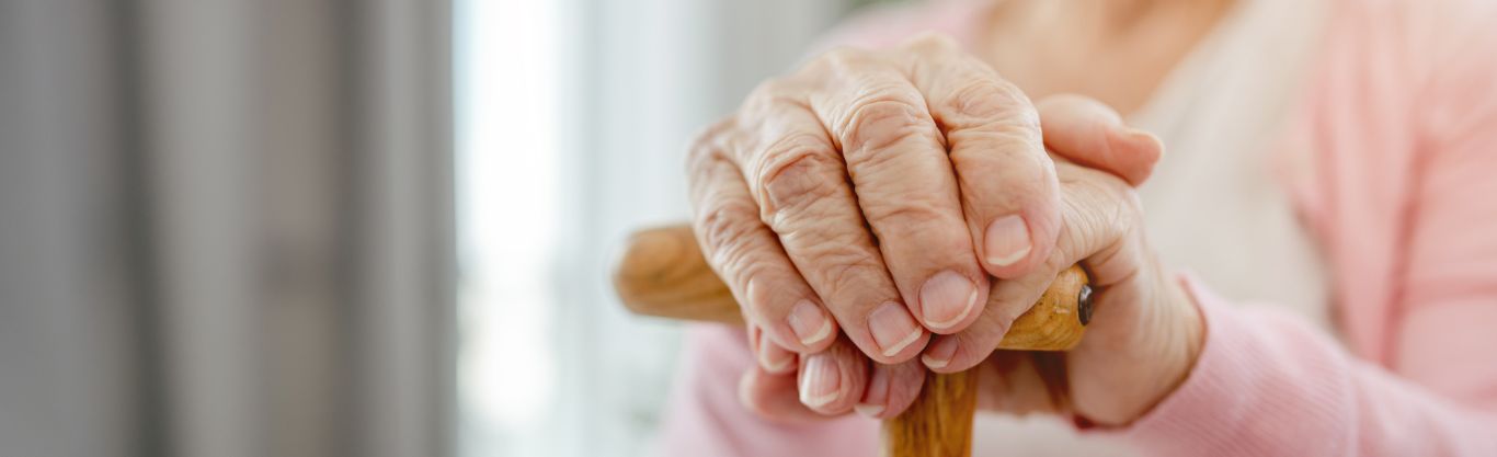 I vantaggi della chirurgia mininvasiva per i pazienti anziani