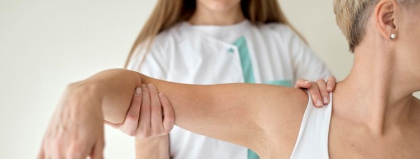 L’importanza del fisiatra nella riabilitazione e la differenza con il fisioterapista: intervista al fisiatra Michele Frati